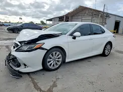 4T1B11HK8JU135816 2018 TOYOTA CAMRY