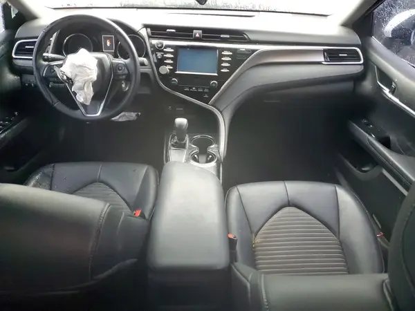 4T1B11HK8JU138408 2018 TOYOTA CAMRY - Image 8
