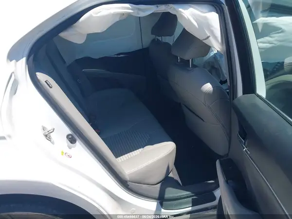 4T1B11HK8JU138814 2018 TOYOTA CAMRY - Image 8