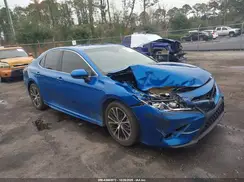 4T1B11HK8JU141986 2018 TOYOTA CAMRY