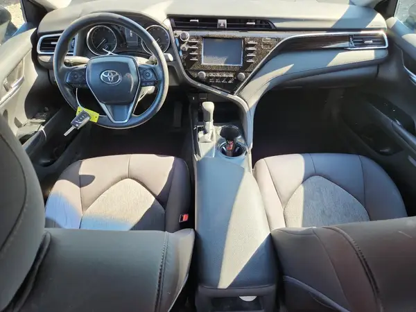 4T1B11HK8JU142524 2018 TOYOTA CAMRY - Image 8