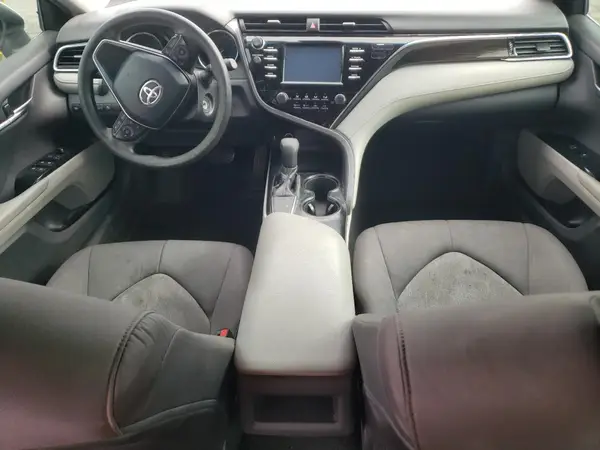 4T1B11HK8JU143656 2018 TOYOTA CAMRY - Image 8