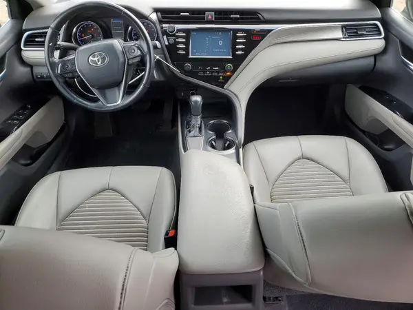 4T1B11HK8JU144533 2018 TOYOTA CAMRY - Image 8