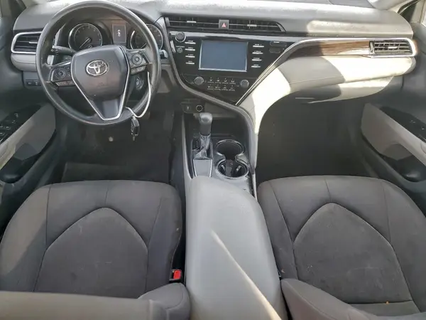 4T1B11HK8JU144760 2018 TOYOTA CAMRY - Image 8