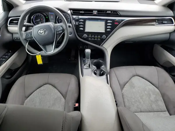 4T1B11HK8JU152051 2018 TOYOTA CAMRY - Image 8