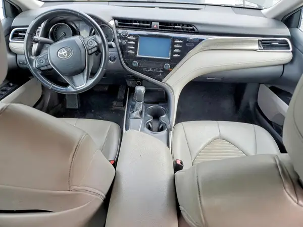 4T1B11HK8JU155354 2018 TOYOTA CAMRY - Image 8