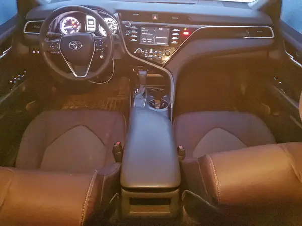 4T1B11HK8JU157508 2018 TOYOTA CAMRY - Image 8
