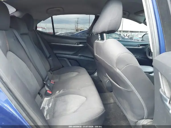 4T1B11HK8JU511169 2018 TOYOTA CAMRY - Image 8