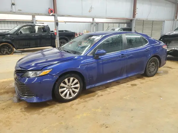 4T1B11HK8JU511737 2018 TOYOTA CAMRY - Image 1