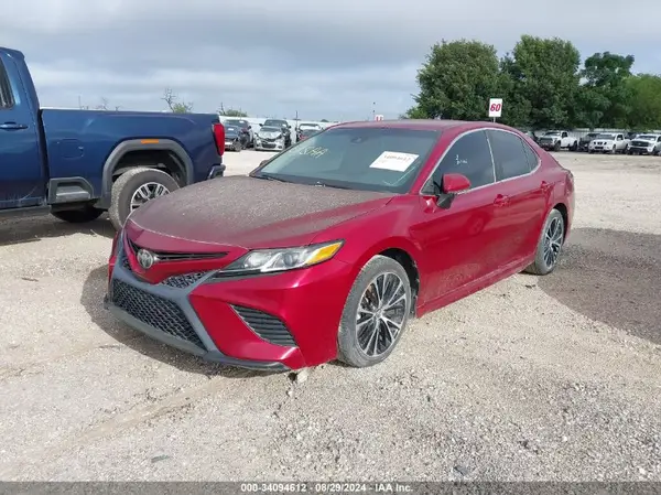 4T1B11HK8JU512015 2018 TOYOTA CAMRY - Image 2