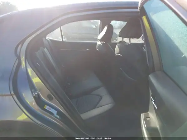 4T1B11HK8JU512094 2018 TOYOTA CAMRY - Image 8