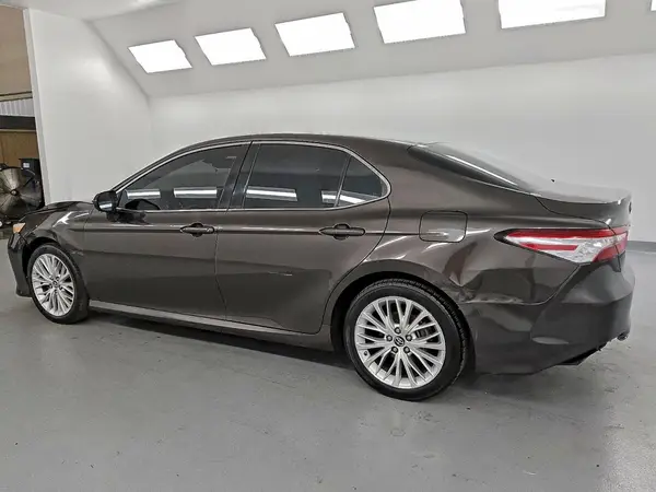 4T1B11HK8JU515061 2018 TOYOTA CAMRY - Image 2