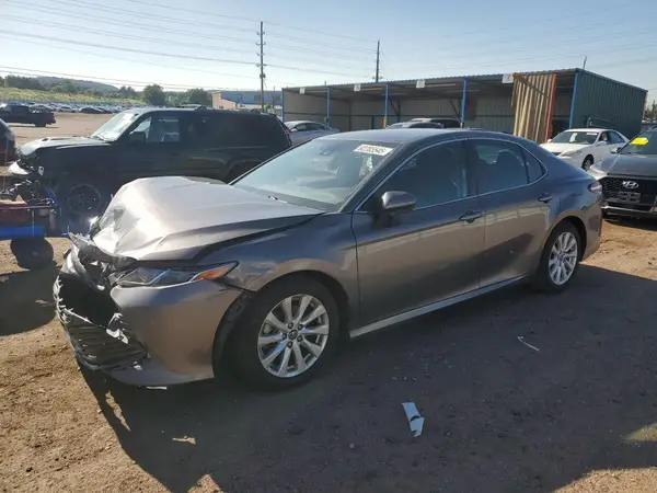 4T1B11HK8JU515321 2018 TOYOTA CAMRY - Image 1