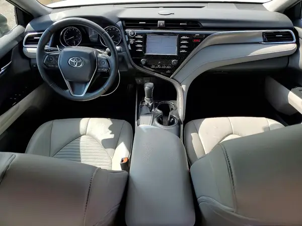 4T1B11HK8JU516663 2018 TOYOTA CAMRY - Image 8