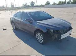 4T1B11HK8JU518204 2018 TOYOTA CAMRY