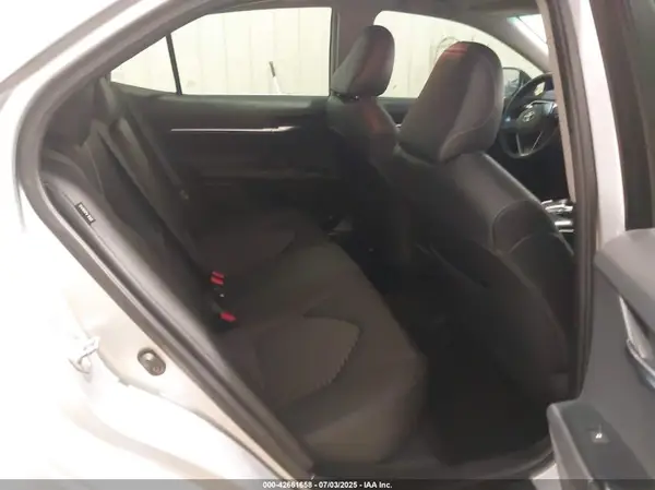 4T1B11HK8JU520907 2018 TOYOTA CAMRY - Image 8