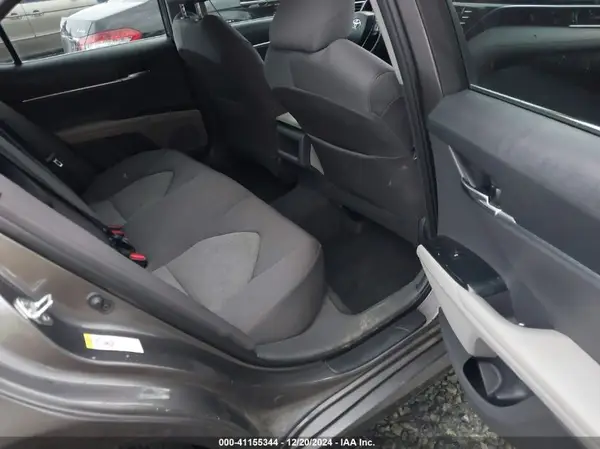 4T1B11HK8JU522902 2018 TOYOTA CAMRY - Image 8