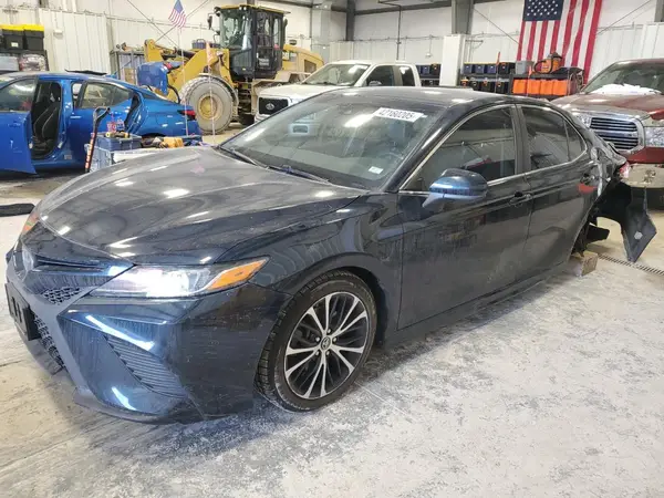 4T1B11HK8JU525234 2018 TOYOTA CAMRY - Image 1
