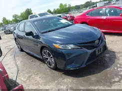 4T1B11HK8JU525833 2018 TOYOTA CAMRY