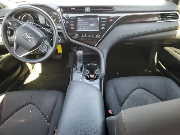 4T1B11HK8JU526139 2018 TOYOTA CAMRY - Image 8
