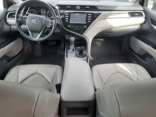 4T1B11HK8JU528442 2018 TOYOTA CAMRY - Image 8