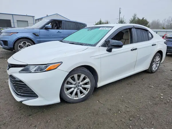 4T1B11HK8JU531096 2018 TOYOTA CAMRY - Image 1