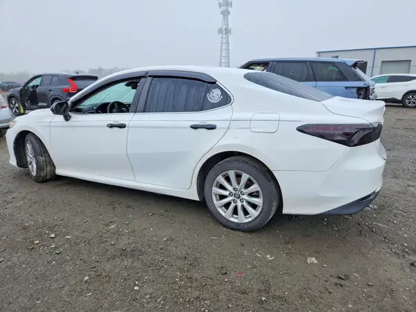 4T1B11HK8JU531096 2018 TOYOTA CAMRY - Image 2