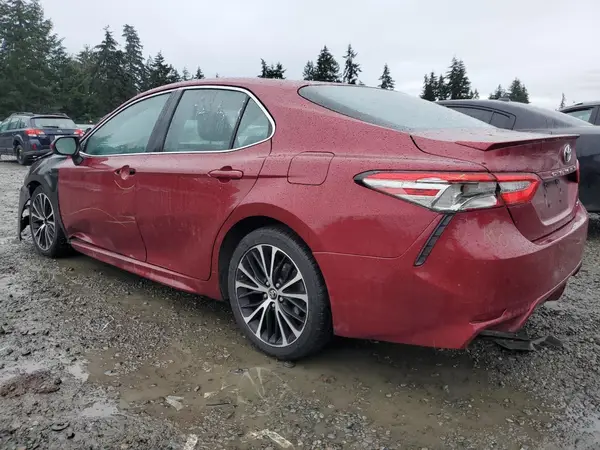 4T1B11HK8JU538064 2018 TOYOTA CAMRY - Image 2