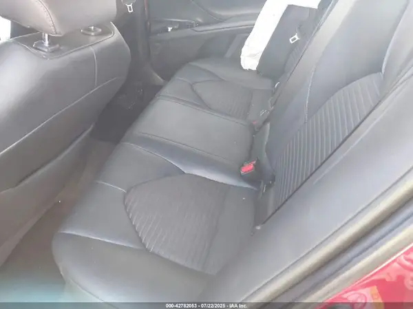 4T1B11HK8JU538307 2018 TOYOTA CAMRY - Image 8