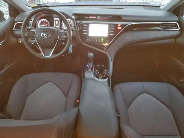 4T1B11HK8JU540686 2018 TOYOTA CAMRY - Image 8