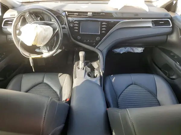 4T1B11HK8JU542664 2018 TOYOTA CAMRY - Image 8