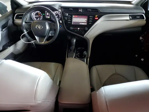 4T1B11HK8JU543328 2018 TOYOTA CAMRY - Image 8
