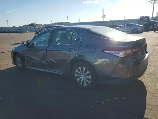 4T1B11HK8JU544625 2018 TOYOTA CAMRY - Image 2