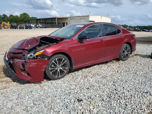 4T1B11HK8JU545323 2018 TOYOTA CAMRY - Image 1