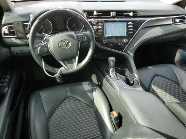 4T1B11HK8JU545323 2018 TOYOTA CAMRY - Image 8