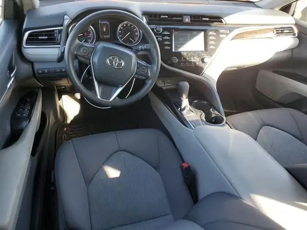 4T1B11HK8JU548125 2018 TOYOTA CAMRY - Image 8