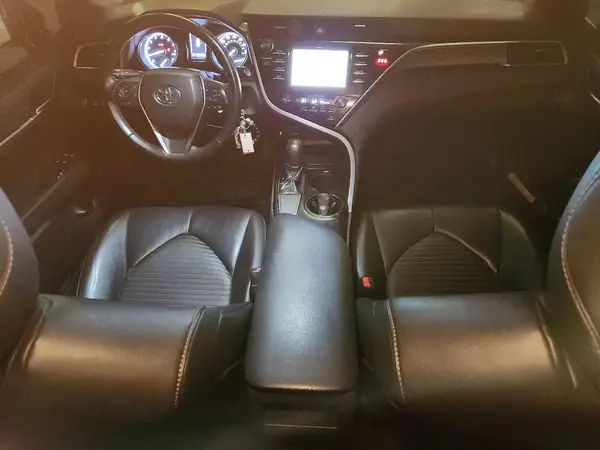 4T1B11HK8JU548559 2018 TOYOTA CAMRY - Image 8