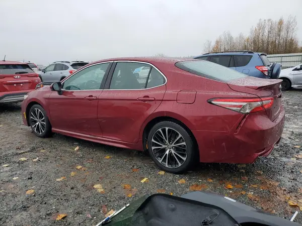 4T1B11HK8JU549453 2018 TOYOTA CAMRY - Image 2
