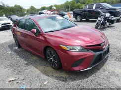 4T1B11HK8JU549579 2018 TOYOTA CAMRY