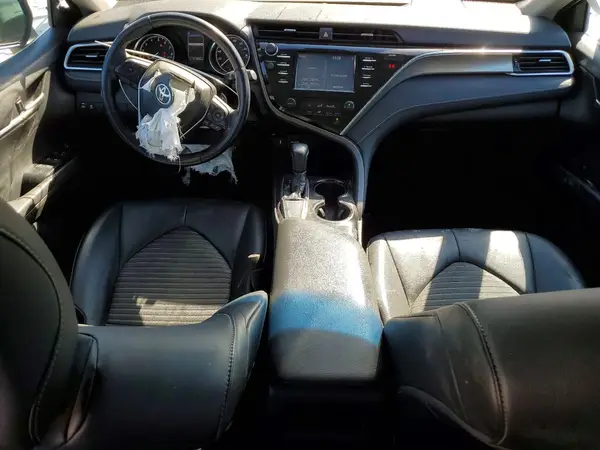4T1B11HK8JU551669 2018 TOYOTA CAMRY - Image 8