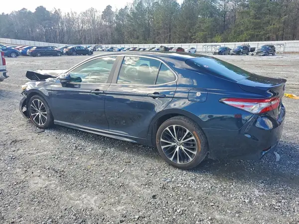 4T1B11HK8JU551770 2018 TOYOTA CAMRY - Image 2