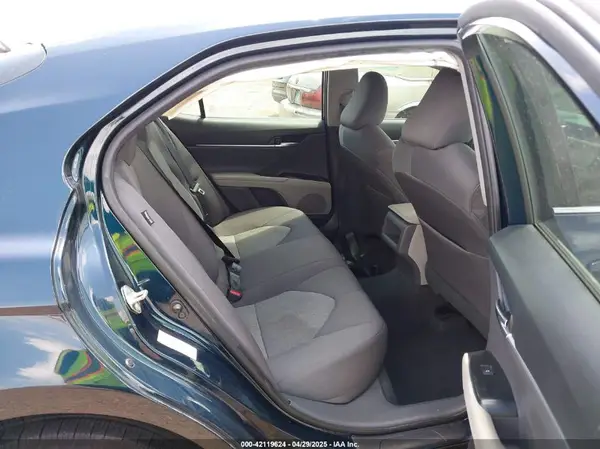 4T1B11HK8JU553020 2018 TOYOTA CAMRY - Image 8