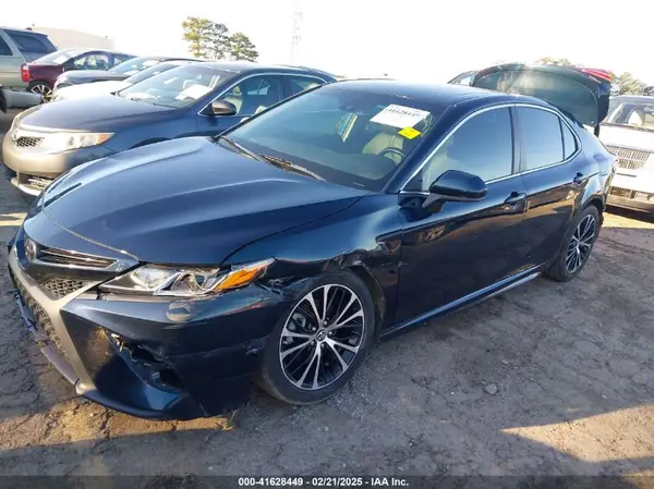 4T1B11HK8JU554927 2018 TOYOTA CAMRY - Image 2