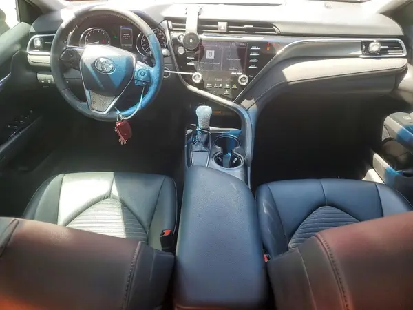 4T1B11HK8JU554989 2018 TOYOTA CAMRY - Image 8