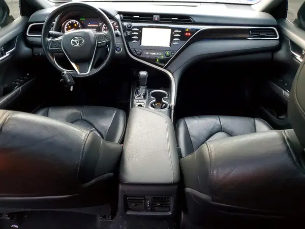 4T1B11HK8JU555012 2018 TOYOTA CAMRY - Image 8