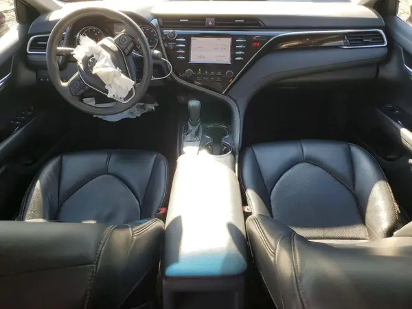 4T1B11HK8JU555477 2018 TOYOTA CAMRY - Image 8