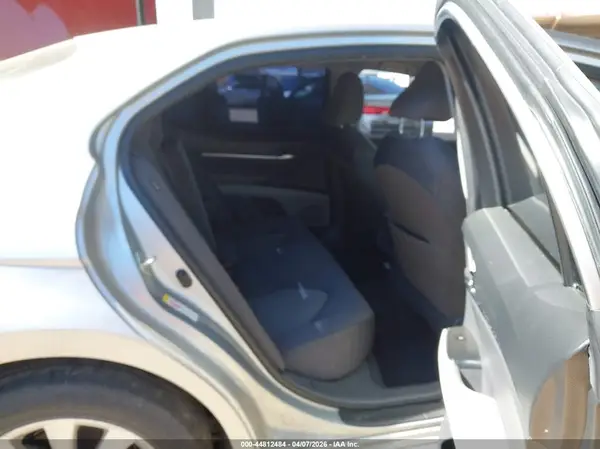 4T1B11HK8JU559075 2018 TOYOTA CAMRY - Image 8