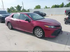 4T1B11HK8JU563806 2018 TOYOTA CAMRY