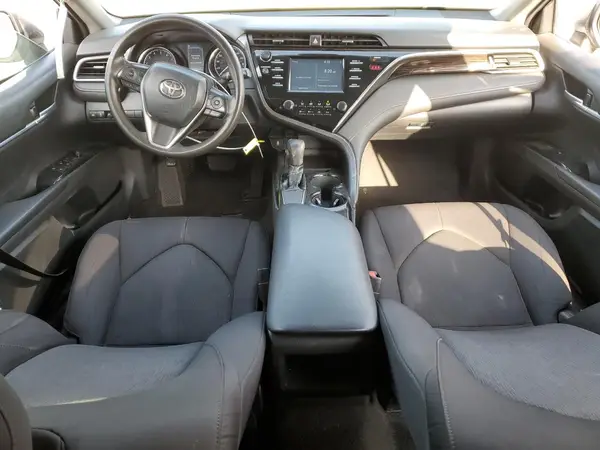 4T1B11HK8JU563966 2018 TOYOTA CAMRY - Image 8