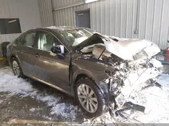 4T1B11HK8JU564308 2018 TOYOTA CAMRY